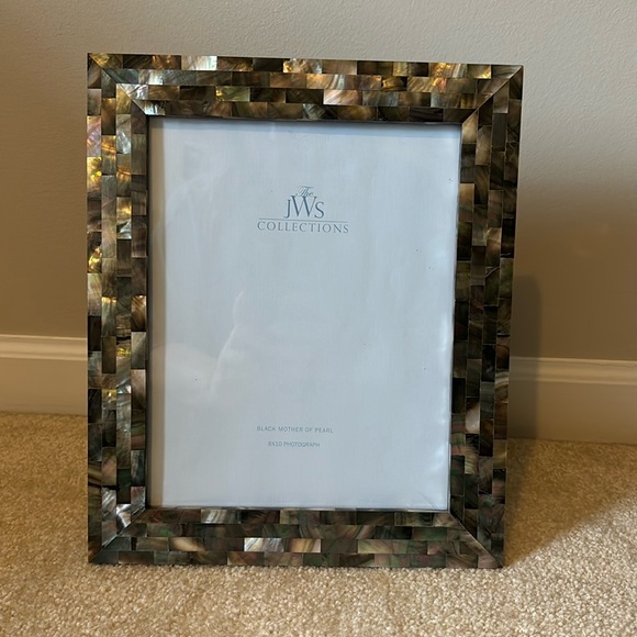 The JWS Collections Black Mother of Pearl Frame - Picture 3 of 3
